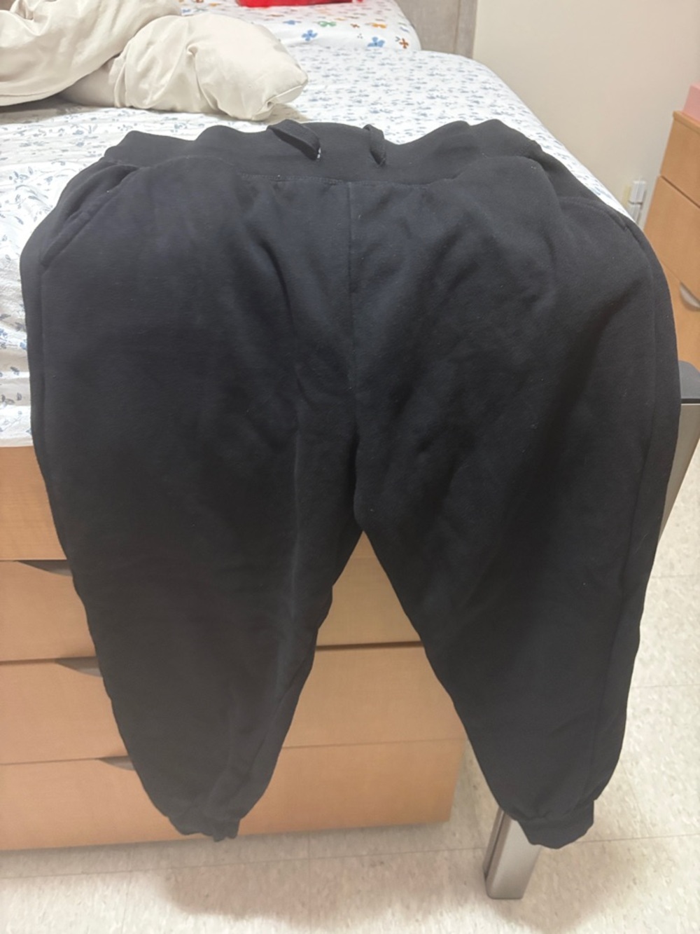 Men's Black Jogger Sweatpants - Minimal Everyday Comfort
